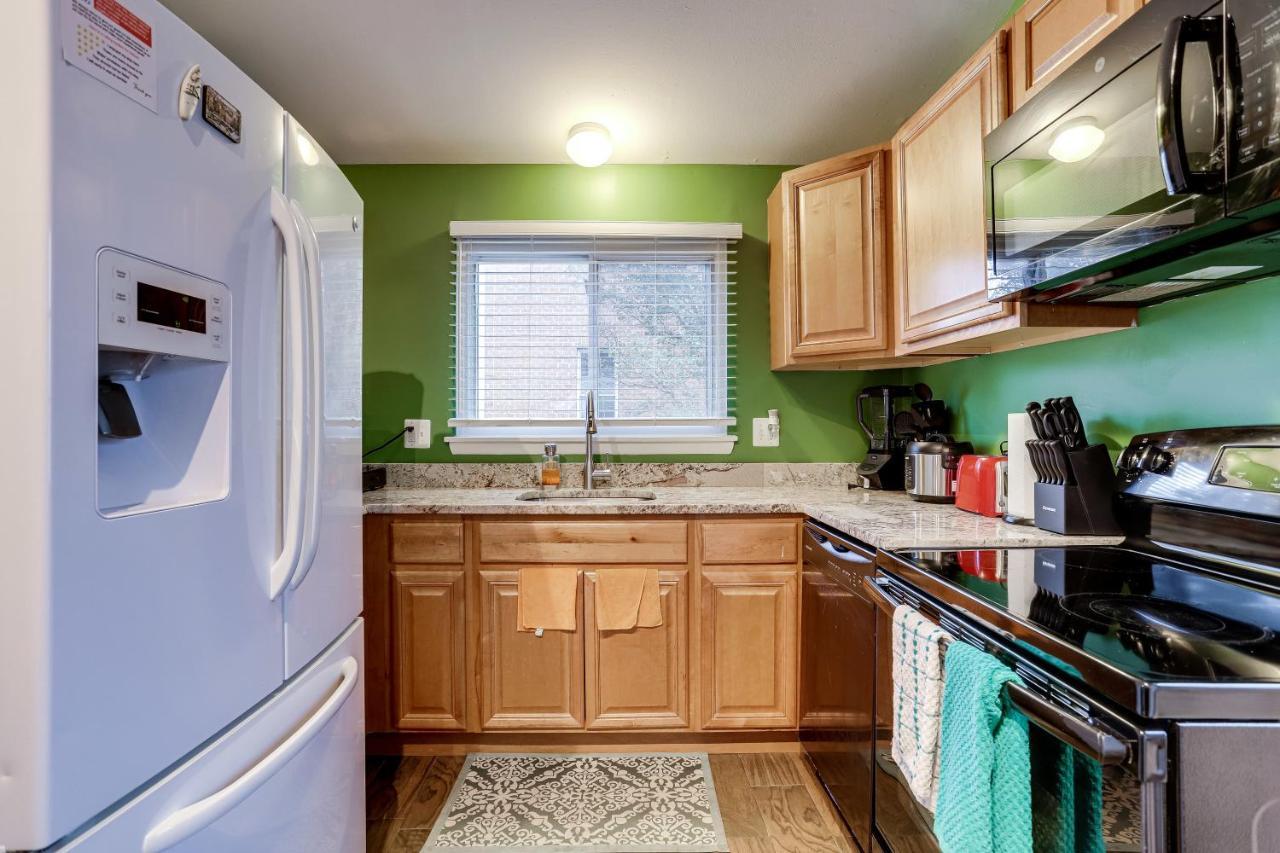 Escape To Our Cozy 3 Bed Rm 2 Bath Unit In Alexandria Va Vila Exterior foto