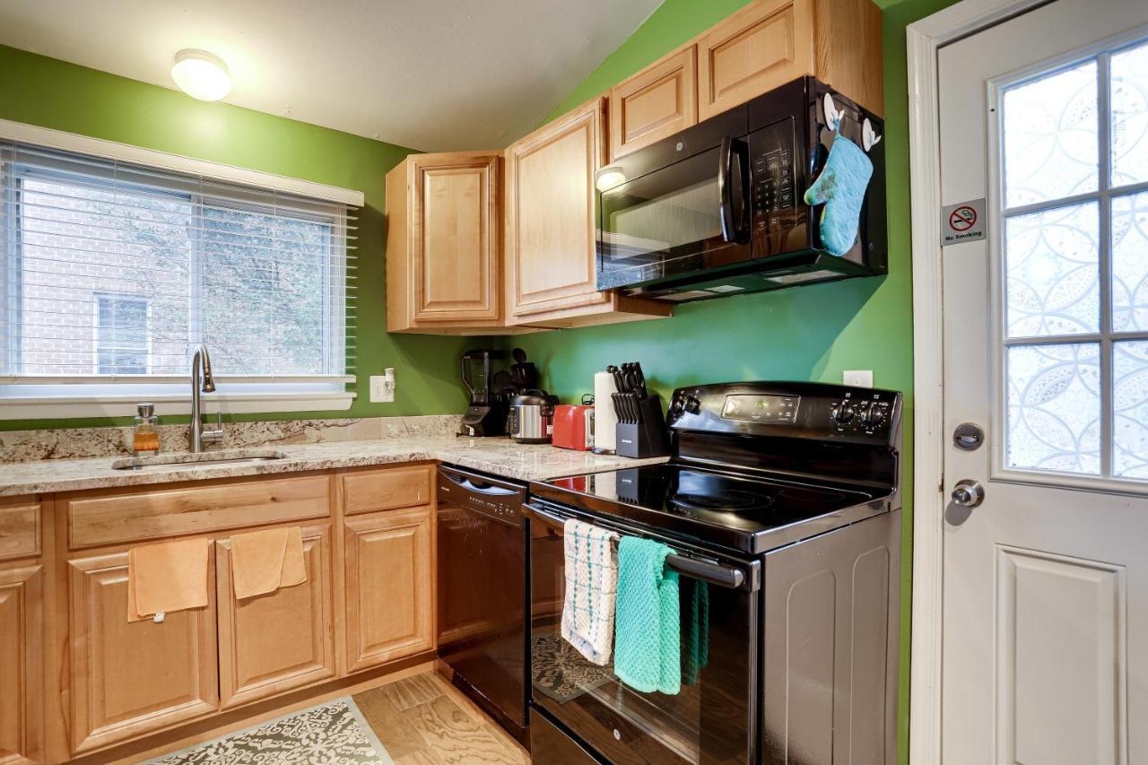 Escape To Our Cozy 3 Bed Rm 2 Bath Unit In Alexandria Va Vila Exterior foto