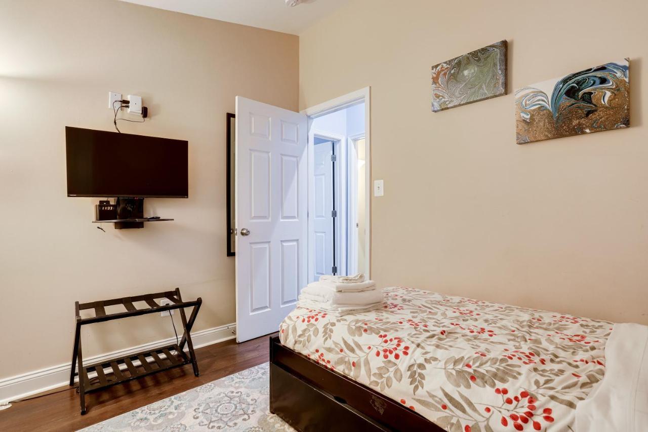 Escape To Our Cozy 3 Bed Rm 2 Bath Unit In Alexandria Va Vila Exterior foto
